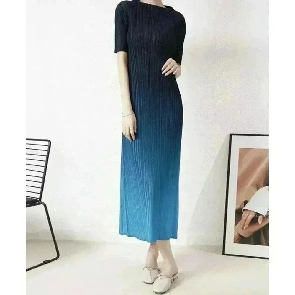 Simple Elegant Pleated Pliss Gradient Color Slimming Midi Dress Blue Ombré